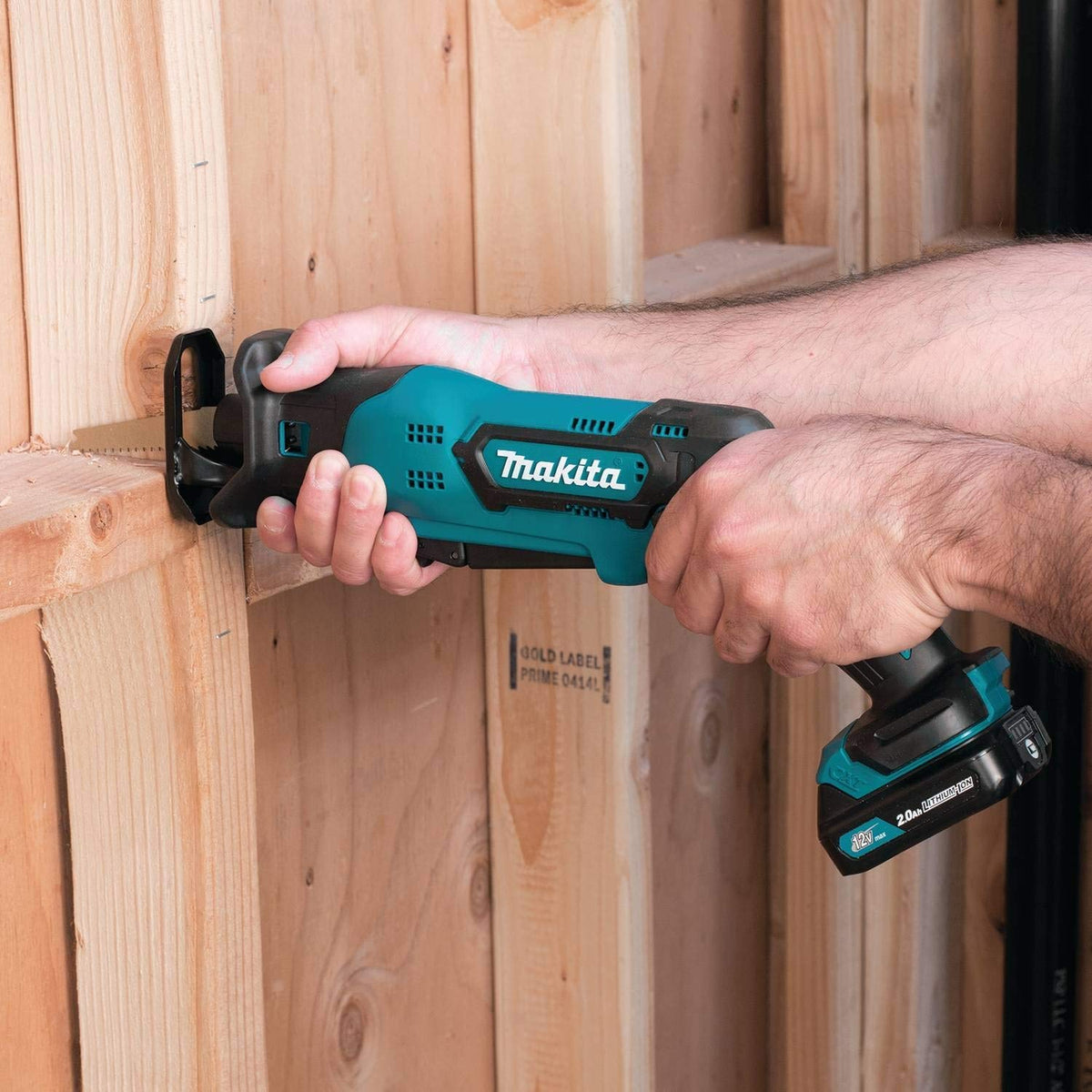12V Cordless Lithium-Ion Reciprocating Saw Kit S7769